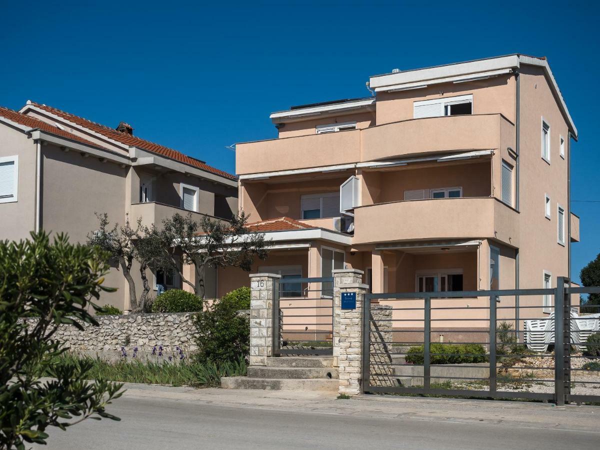 Nino 1 Maison d'hôtes
